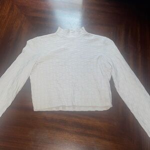 Women’s cropped turtle neck
